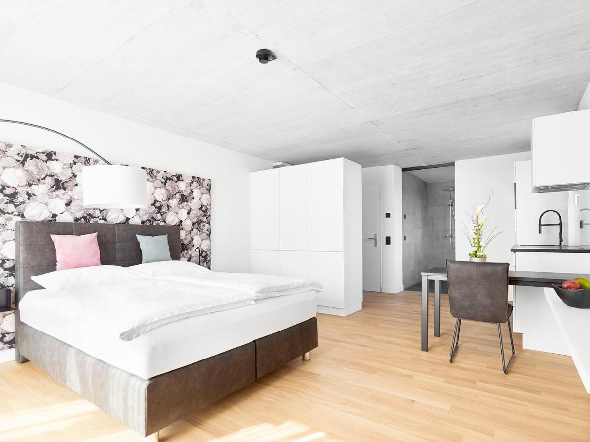 Livisit Bergapartments Stuttgart Eksteriør billede